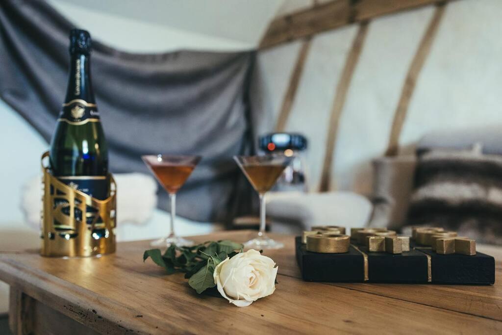 Le Duplex De L'Etoile Home Cinema Jacuzzi Et Sauna Privatif Longmesnil Exteriör bild