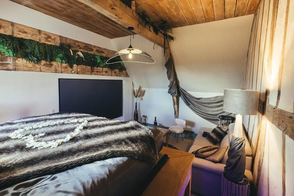 Le Duplex De L'Etoile Home Cinema Jacuzzi Et Sauna Privatif Longmesnil Exteriör bild